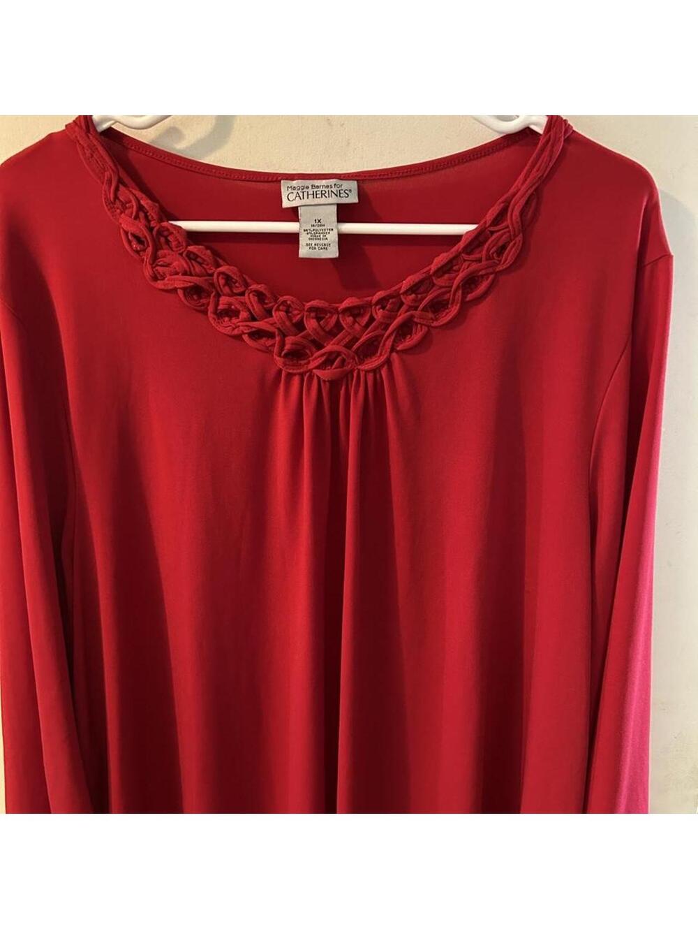 Maggie Barnes for Catherine’s Red flowy blouse size 1X